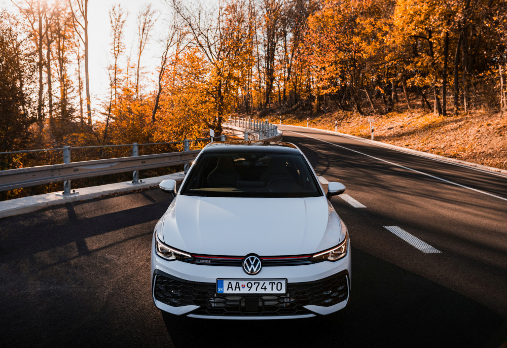 Volkswagen Golf GTI 2024